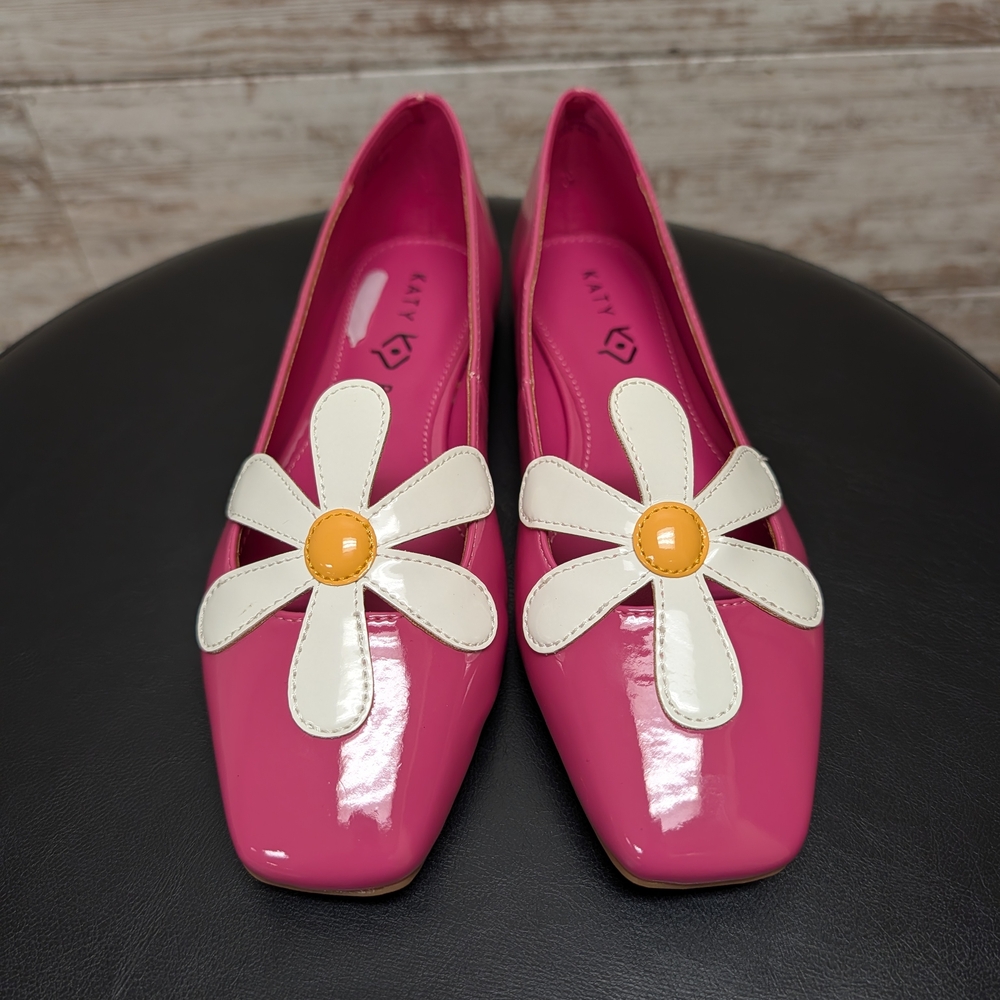New! Katy Perry Collections Evie Pink Flats with Daisy - Picture 1 of 6